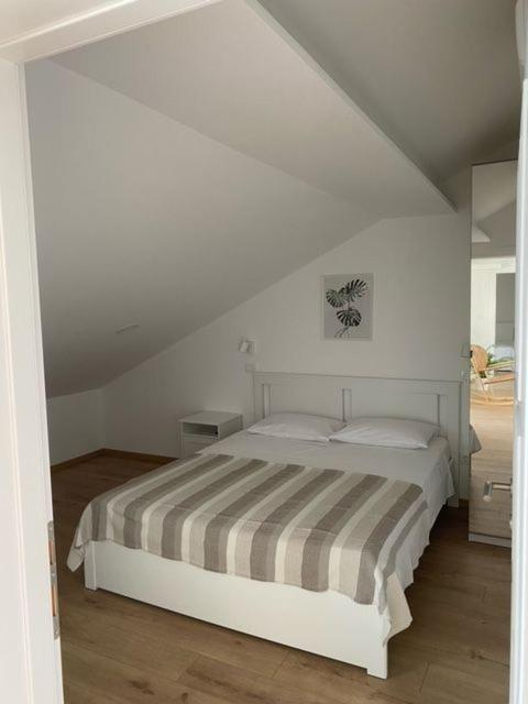 Apartments Vala Grebaštica Екстериор снимка